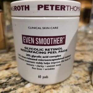 Peter Thomas Roth Glycolic Retinol Peel Pads - White